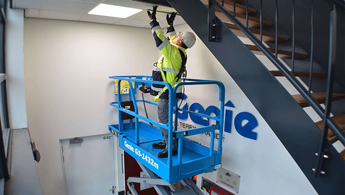 background tile image